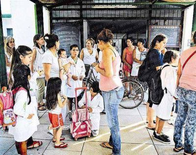 Se retoma la inscripci�n en las escuelas p�blicas  