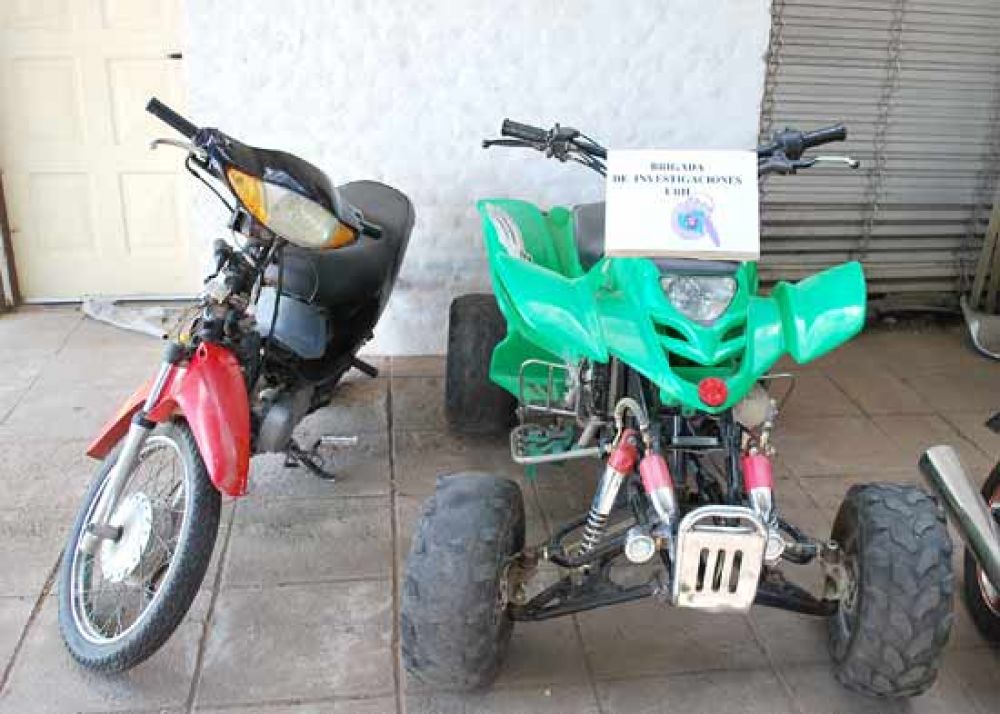Cuatriciclo y motocicleta retenidos en la Brigada de Investigaciones