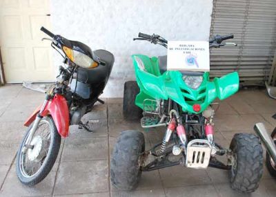 Cuatriciclo y motocicleta retenidos en la Brigada de Investigaciones