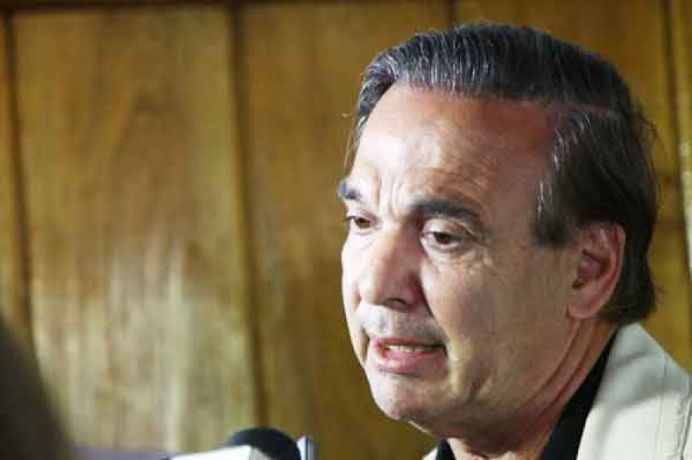 Cauteloso y �vota� por la unidad