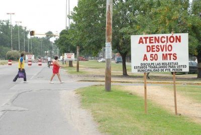 Contin�an las reparaciones de pavimentos