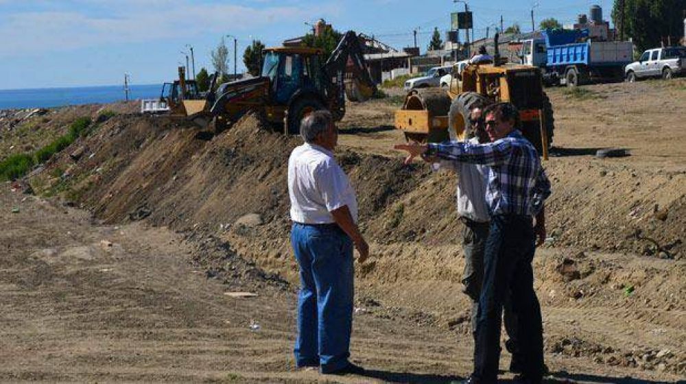 Reacondicionan el terreno para la construcci�n de 30 casas sociales