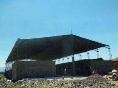 Avanza la construcci�n de la f�brica de insumos provincial