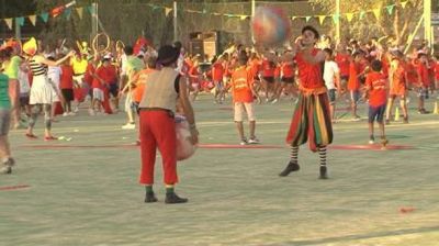 Festejo en el Bajo de San Isidro por el cierre de las colonias de enero