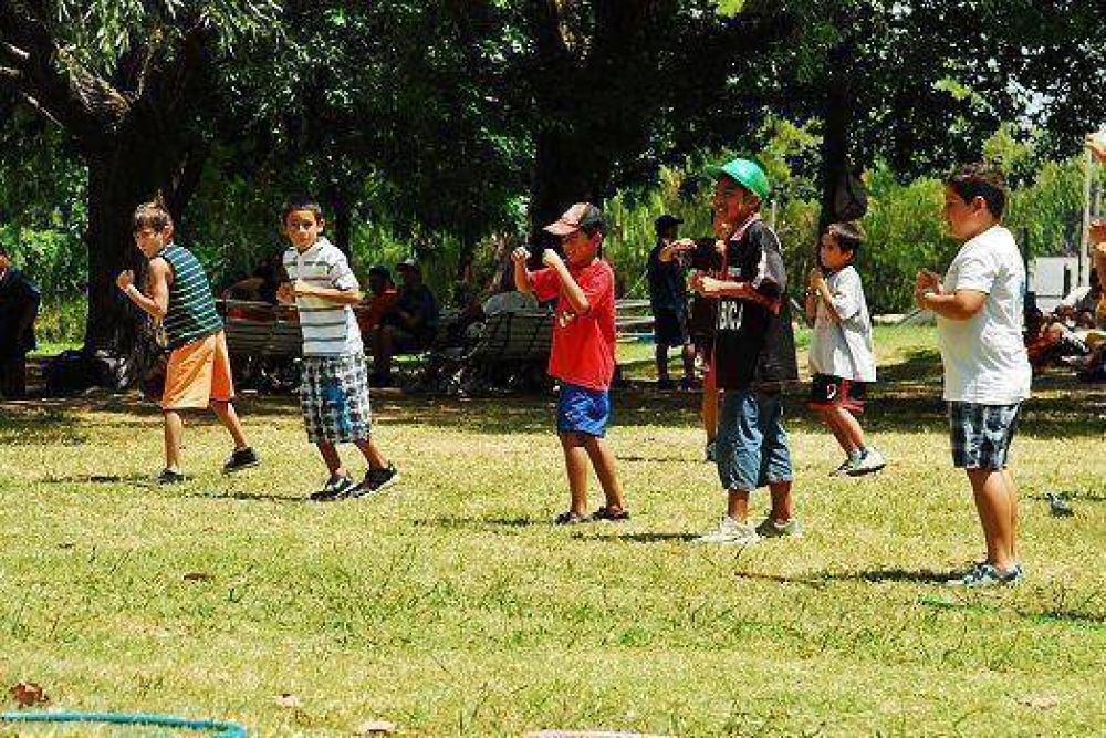 Los chicos de las colonias tuvieron jornadas recreativas y deportivas