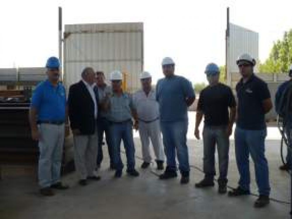 Pymes metal�rgicas se unieron para acceder a grandes obras