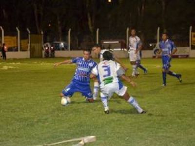 Godoy Cruz le gan� a Juventud 2-1