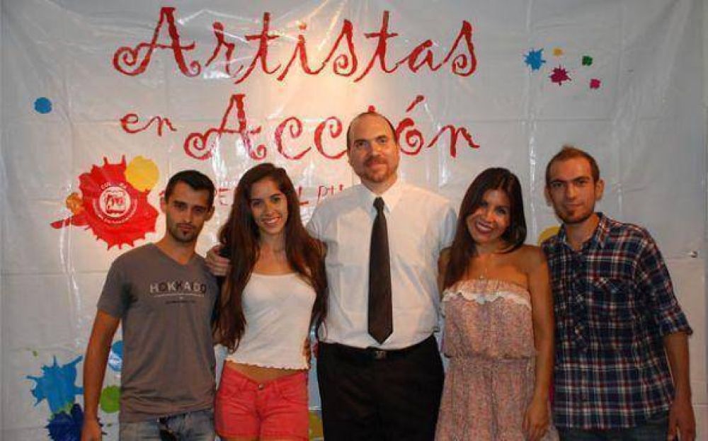 Artistas pilarenses desplegar�n su talento en la Peatonal de la calle Rivadavia