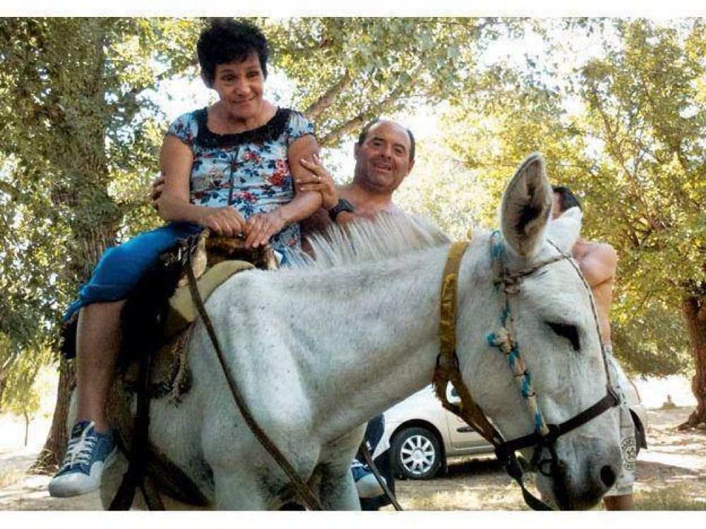 Personas con capacidaes diferentes corrieron en burro