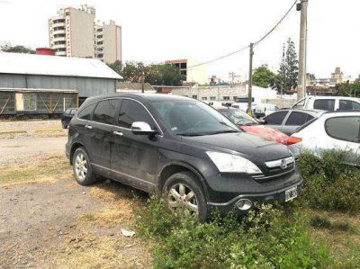 Recuperan camioneta �de alta gama� robada