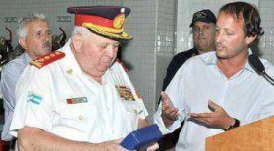 Los bomberos celebraron sus 103 a�os al servicio de Lomas