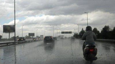  La ruta 15 est� cortada por crecientes