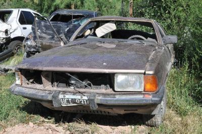 Vecino de Ruca Co muri� atrapado en su auto tras impacto frontal