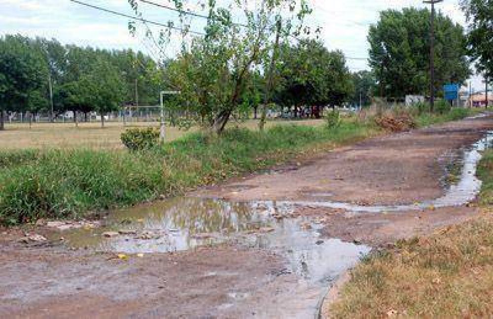 Barrio Parque Villa General San Mart�n: quejas por el p�simo estado de las calles