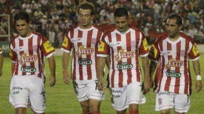 San Mart�n tuvo un descuido fatal y facilit� el empate