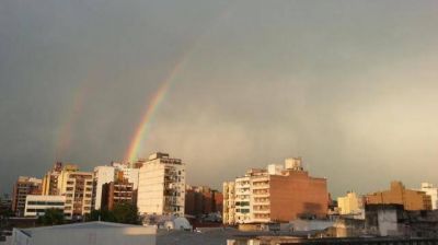 El arco iris le puso color al cielo tucumano