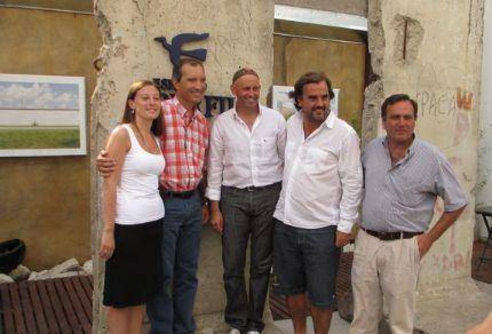 Bergman brind� una charla junto a los referentes del PRO y PROA Mar del Plata