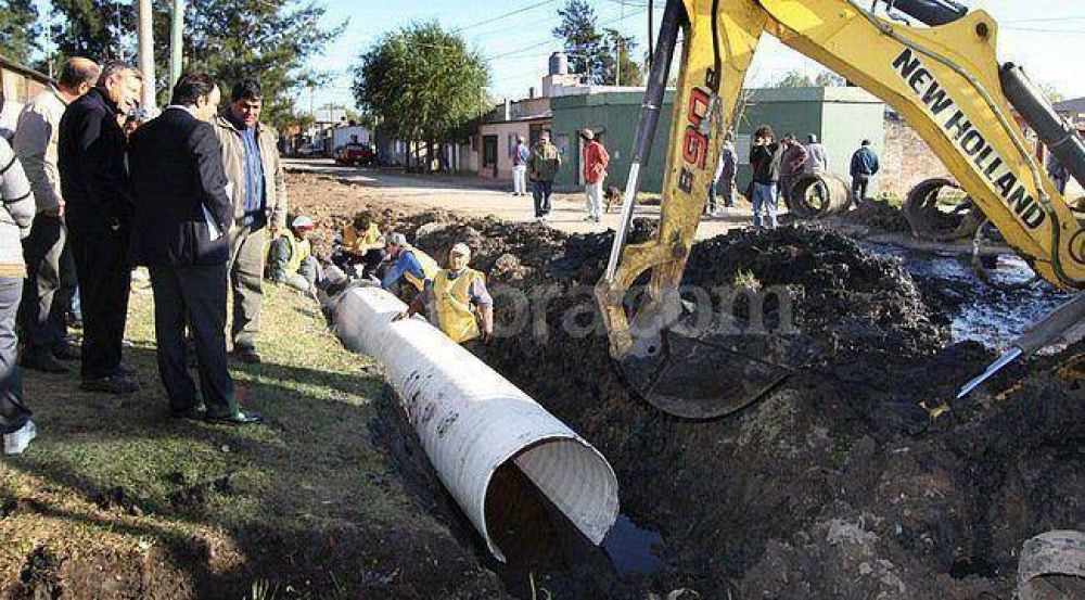 Expandir�n la red cloacal para dar el servicio a toda la ciudad