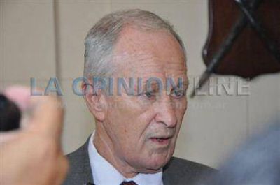 "Han tomado a Santa Fe como parte de una lucha pol�tica�