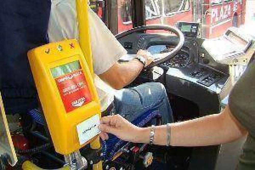 Desde el lunes 4 aumentar� el boleto de colectivos que pasar� a costar $ 2,50