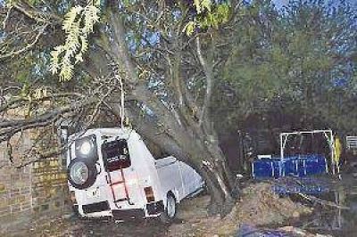 Dos violentos tornados causaron destrozos en Ica�o, Colonia Dora y Real Sayana