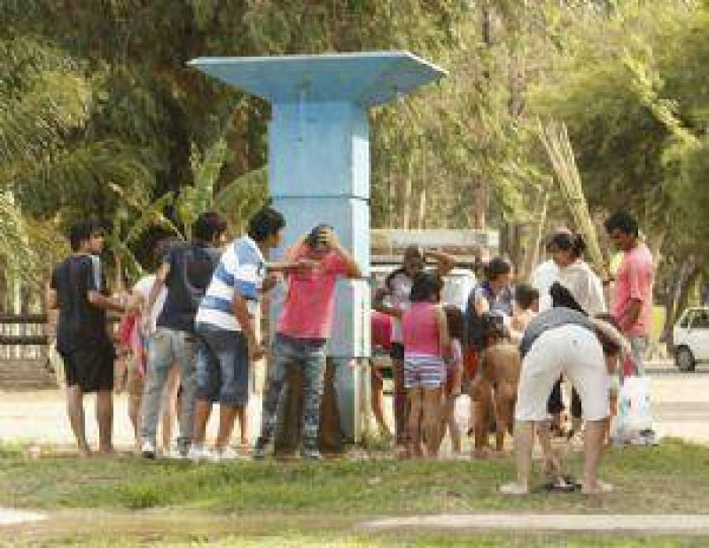 El calor no da tregua a los santiague�os