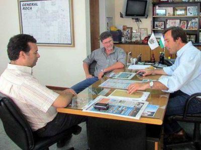 El presidente de Aguas acord� con Soria esquemas de trabajo