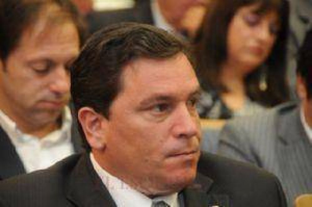 Fidel S�enz: �el intendente Pa�z �perdi� una oportunidad �nica�