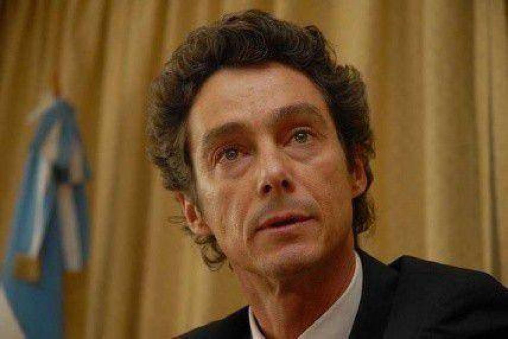 Lozada otorga "prisi�n domiciliaria" para detenidas por los saqueos