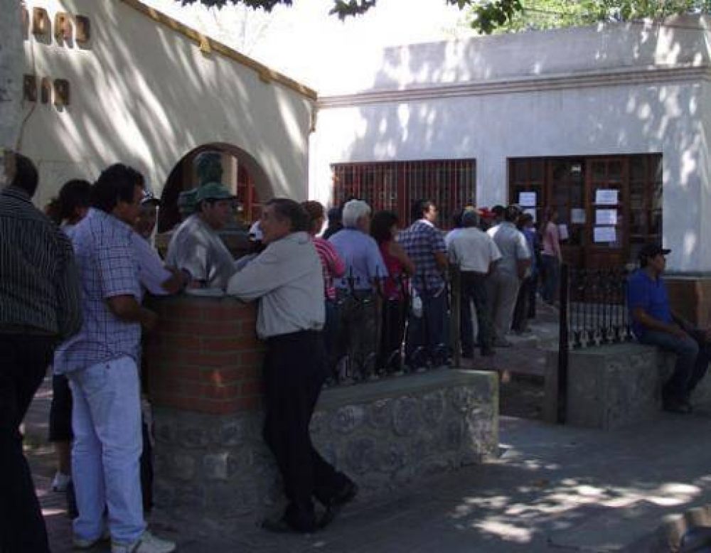 Pago de los 300 pesos a Municipales