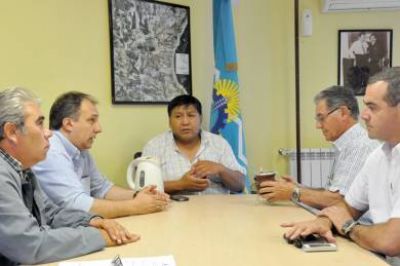 Sindicato y Petrominera destacan la posibilidad de volver a la exploraci�n profunda