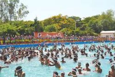 Con una fiesta acu�tica cerr� la edici�n 2013 de la colonia municipal	