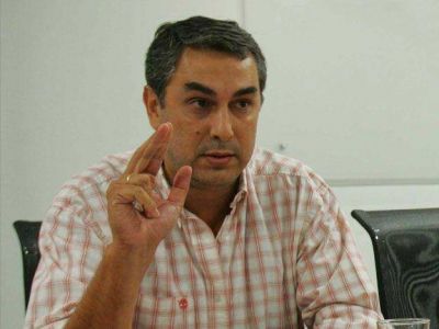 El radicalismo insiste con que P�rez entregue el acta acuerdo de YPF a la legislatura provincial