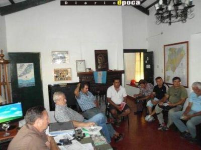 Malloneros se reunieron por precios y tarifas de pescado