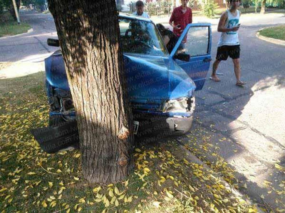 Tras otro espectacular choque en City Bell, vecinos piden medidas  