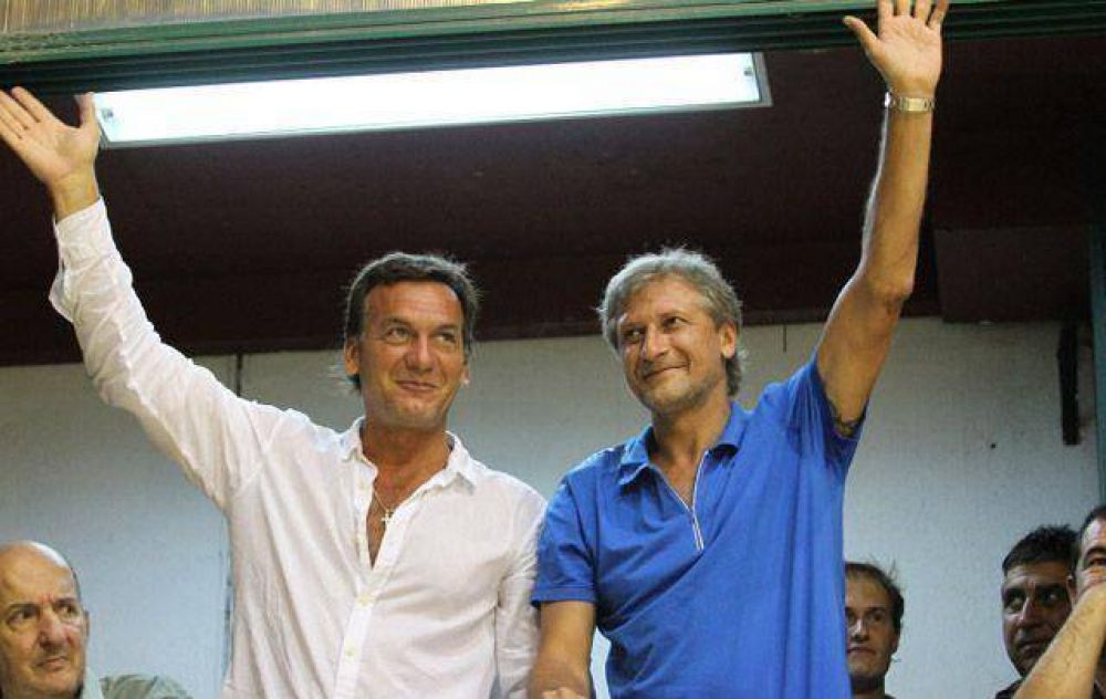 Ante un Polideportivo colmado, Oberto volvi� a Atenas