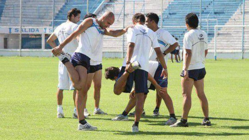 Atl�tico va por la primera sonrisa del a�o en el torneo