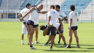Atl�tico va por la primera sonrisa del a�o en el torneo