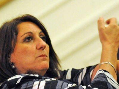 Fein convoca a un amplio acuerdo por la "convivencia democr�tica"