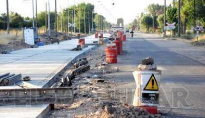 Impulsan la colocaci�n de se�alizaci�n en la obra de la Autopista Fortabat