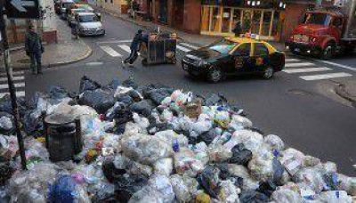 Con la basura al tope