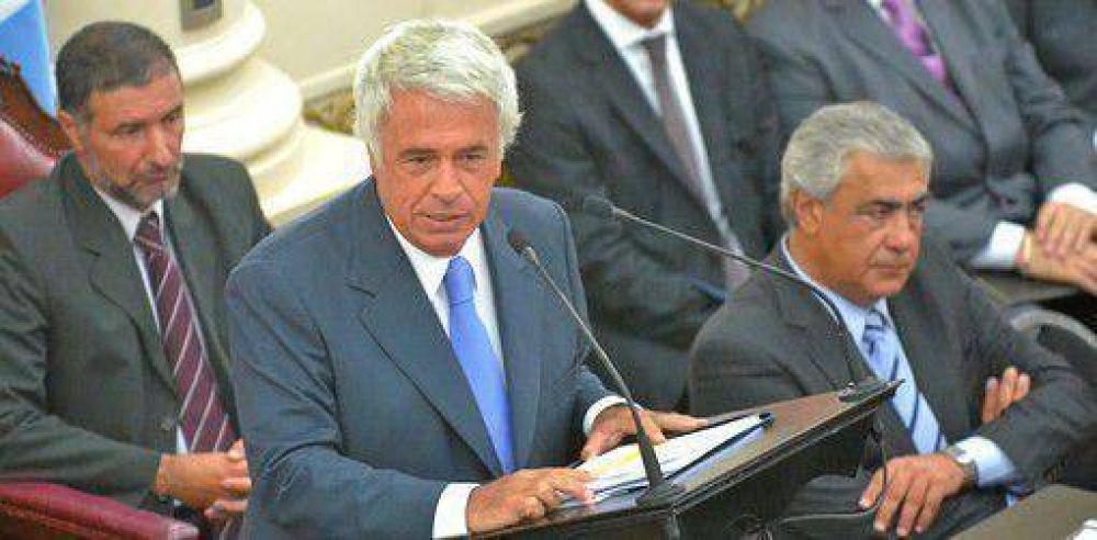 De la Sota continuar� con el ajuste a los jubilados durante 2013