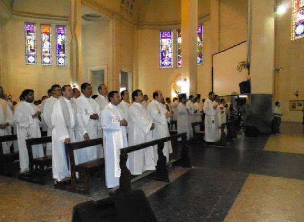 Obispos y sacerdotes de todo el pa�s visitaron Itat�