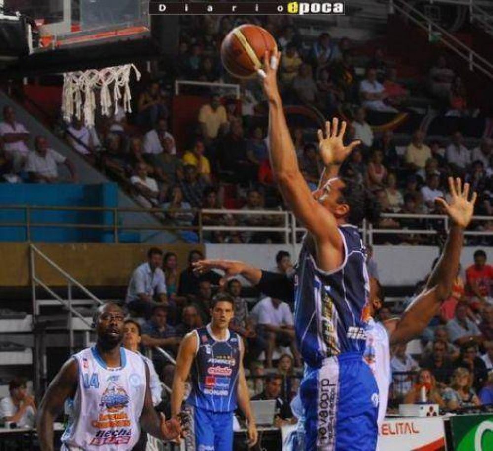 Duro rev�s de Regatas ante Pe�arol