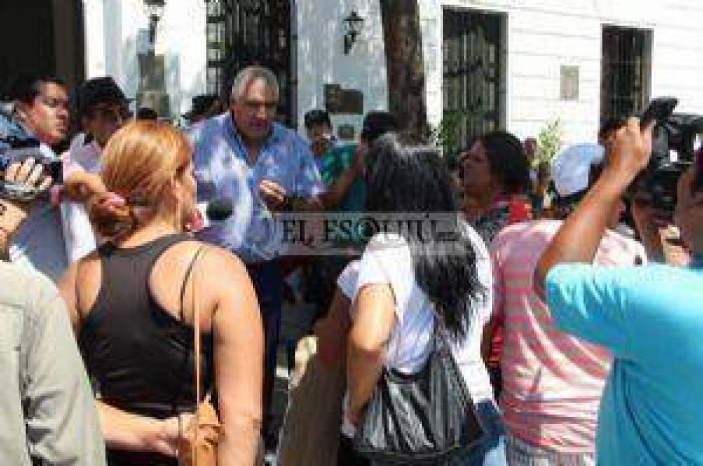 �Mientras haya usurpaci�n, no hay ninguna posibilidad de soluci�n�