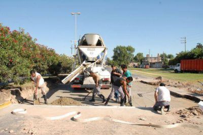Contin�an las reparaciones de pavimentos