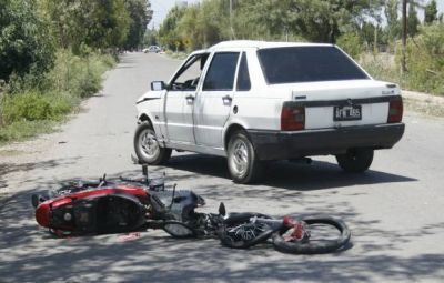 Falleci� el motociclista que fue chocado de frente por un auto