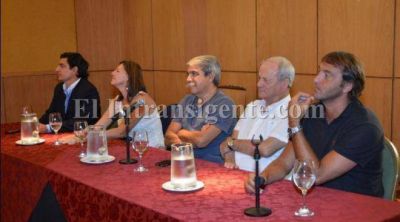 An�bal Fern�ndez anunci� en Salta la creaci�n de un canal deportivo estatal