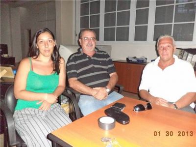 �La �nica forma de conectarnos a la l�nea de 132 que va de Henderson a Olavarr�a es con ayuda pol�tica�