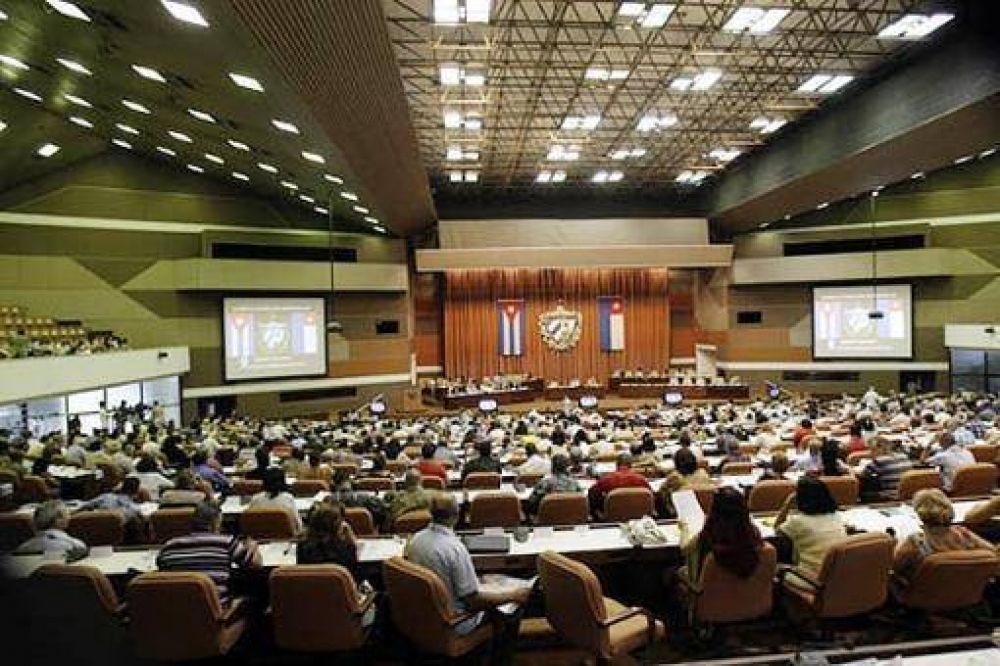 Cuba celebra las elecciones parlamentarias este domingo